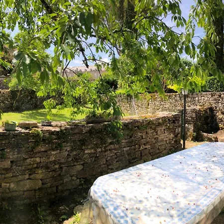Maison Calme Avec Jardin A Gramat