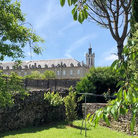 Maison Calme Avec Jardin A Hébergement de vacances *